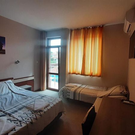Family Hotel Favourite Obzor Exteriér fotografie